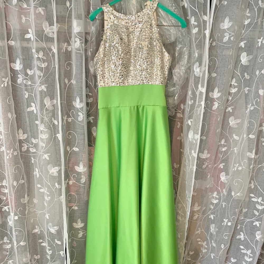 Long Formal Dress, Pageant or Prom. Size 0-1